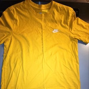 Mens Nike tshirt